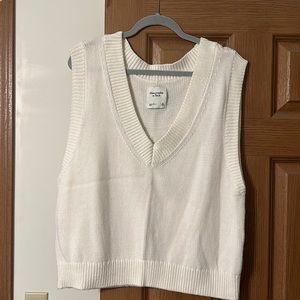 Abercrombie Off White Sweater Vest